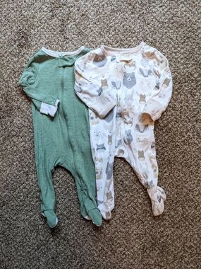 Set of 2 Baby Footed One-Piece Sleepers in Green and Animal Print